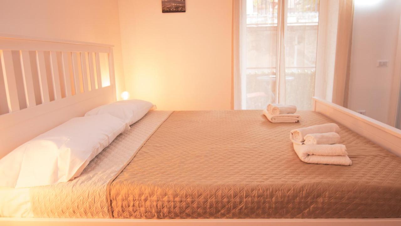 Casa Masaniello - Affittacamere Guesthouse In Historical Center Toledo Station Napoli Eksteriør bilde